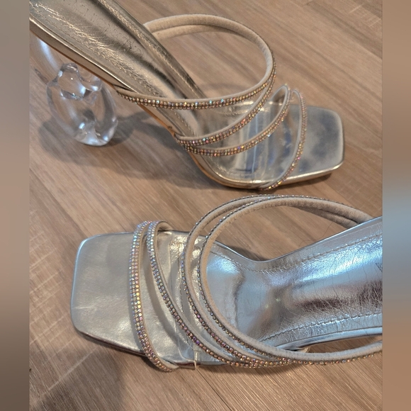 Fashion Nova Promise You Mules Silver Sz 9 - Picture 9 of 15
